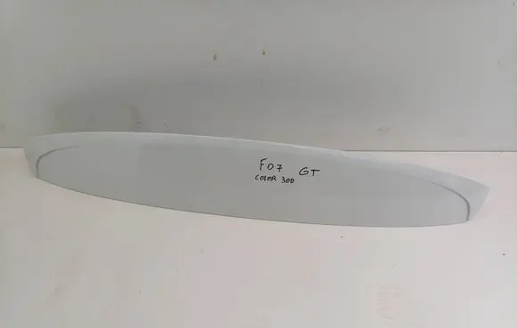 Tailgate/trunk spoiler