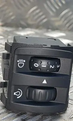 Renault Scenic II - Grand scenic II Headlight level height control switch 8200121805C 08802012 88020005