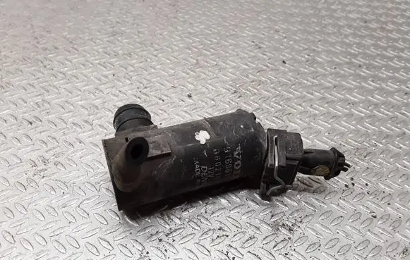Volvo XC90 Windscreen/windshield washer pump 9169611