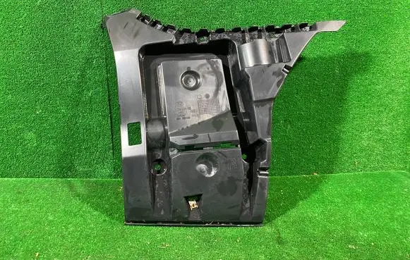 BMW 6 F12 F13 Rear bumper mounting bracket 51127223166