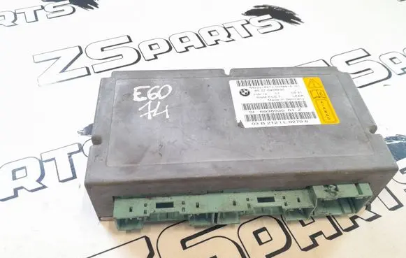 BMW 5 E60 E61 Airbag control unit/module 6938930 532221827