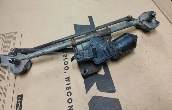 Chrysler Neon II Front wiper linkage and motor 05288457AC