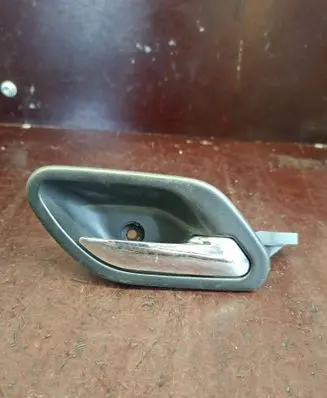 BMW 5 E39 Front door interior handle 8226050