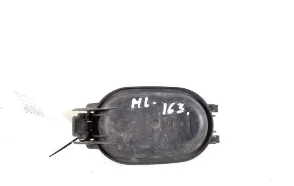 Mercedes-Benz ML W163 Headlight/headlamp dust cover A1638200049
