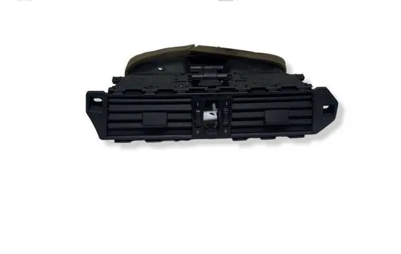 BMW 5 E60 E61 Dash center air vent grill 05114001 05148001