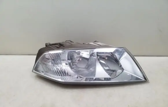 Skoda Octavia Mk2 (1Z) Headlight/headlamp