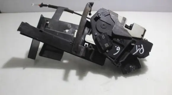 Ford C-MAX II Rear door lock