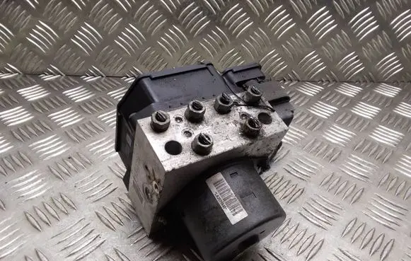 Mini One - Cooper Coupe R56 ABS Pump 34516790381 34526790382