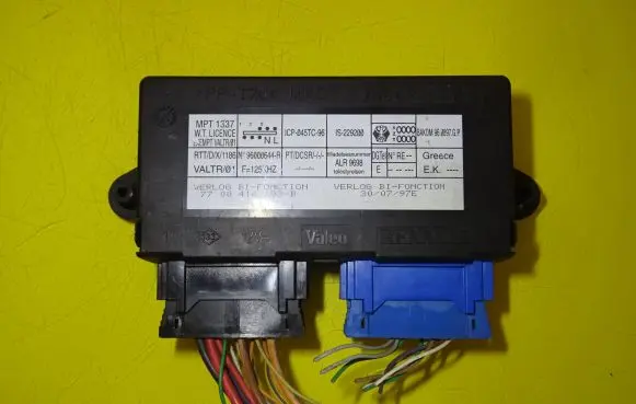Renault Espace III Comfort/convenience module 7700416293B
