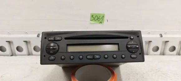 Iveco Daily 4th gen Radio/CD/DVD/GPS head unit 7607005081 7779616 815BP7005