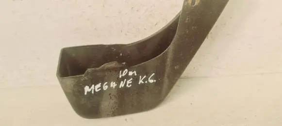 Renault Megane III Rear mudguard 7711427264