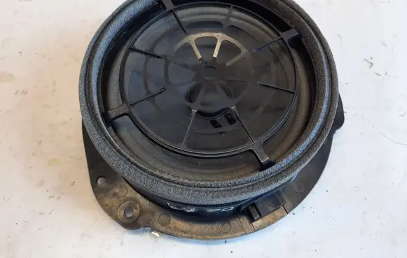 Audi A4 S4 B9 Rear door speaker