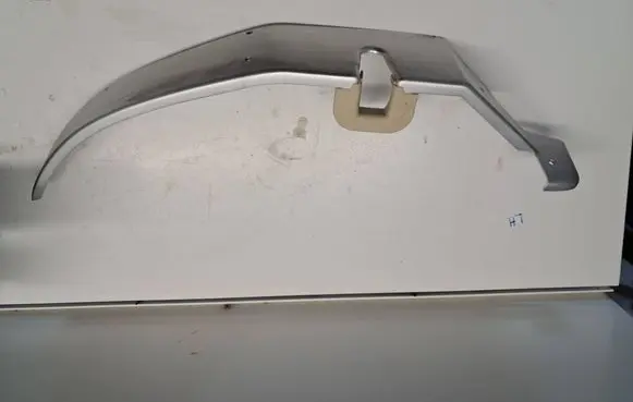 Mercedes-Benz SL R230 Front door card panel trim A2307280321