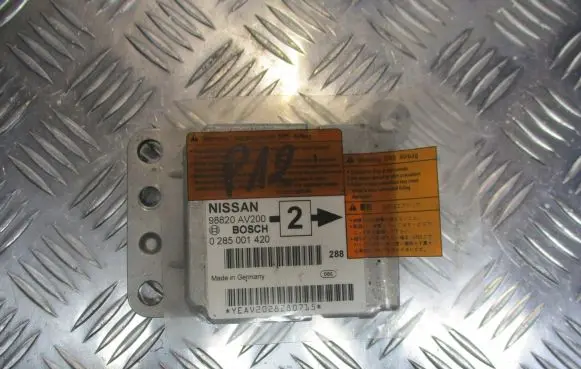 Nissan Primera Airbag control unit/module 98820AV200