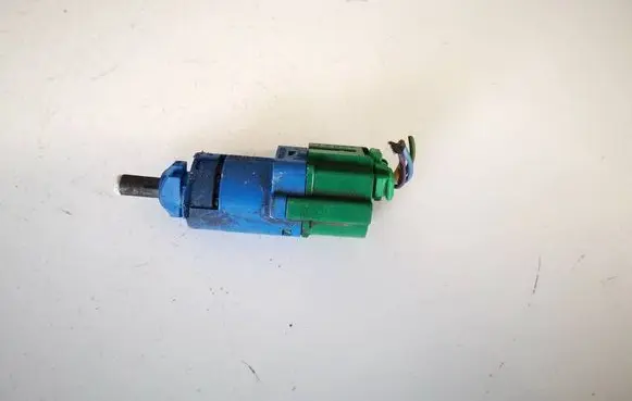 Peugeot 508 Brake pedal sensor switch 9672407680