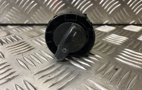Volkswagen Caddy Light switch 1T0941431P