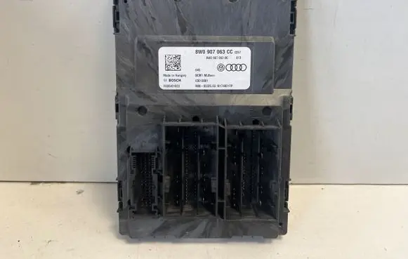 Audi A4 S4 B9 Comfort/convenience module 8W0907063CC 8W0907063BC