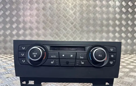 BMW X1 E84 Climate control unit 9242409