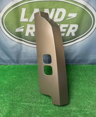 Land Rover Defender Tail light part L8B2-28660-ACW L8B2-28660-ACM