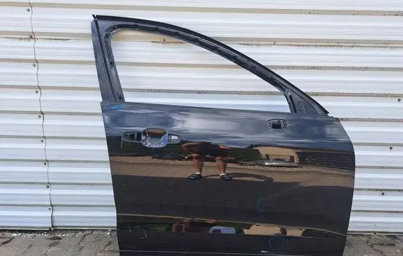 Volvo XC60 Front door 