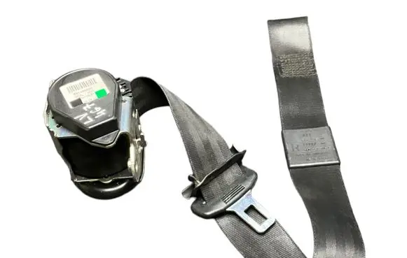 Audi A4 S4 B7 8E 8H Front seatbelt 8H0857706C 607481300 600489900
