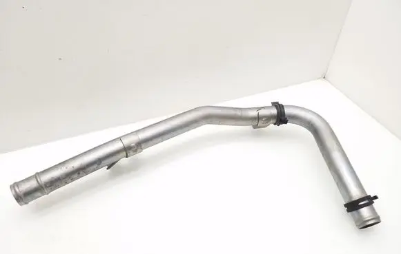 Mercedes-Benz CLA C117 X117 W117 Engine coolant pipe/hose A2702032902