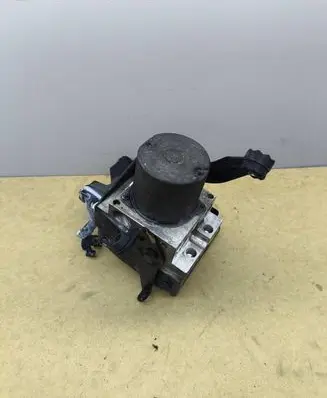 BMW 5 E60 E61 ABS Pump 6783360 6783362