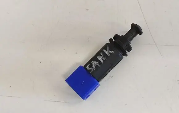 Clutch pedal sensor