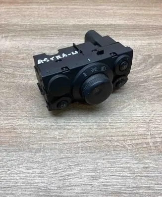 Opel Astra H Light switch 13198926 04063035