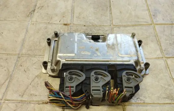Citroen C2 Engine control unit/module 9653491880 0261207999