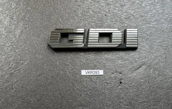 Mitsubishi Pajero Manufacturer badge logo/emblem MR416810