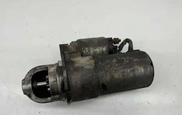 Opel Vectra C Starter motor 12568931
