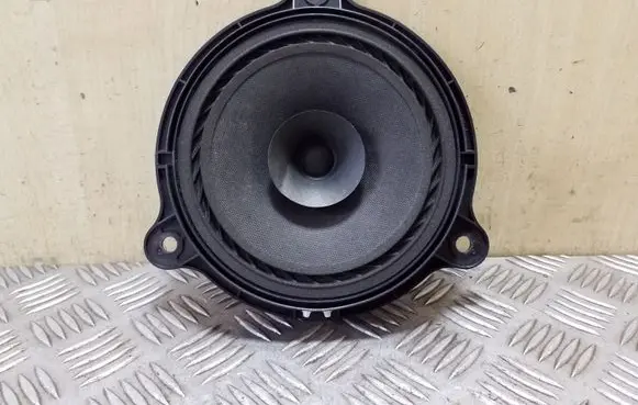 Nissan Juke I F15 Rear door speaker 28156EU00A