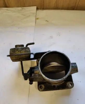 Nissan Serena Throttle valve