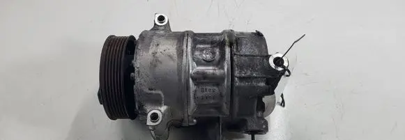 Volkswagen PASSAT B7 Air conditioning (A/C) compressor (pump) 1K0820808F