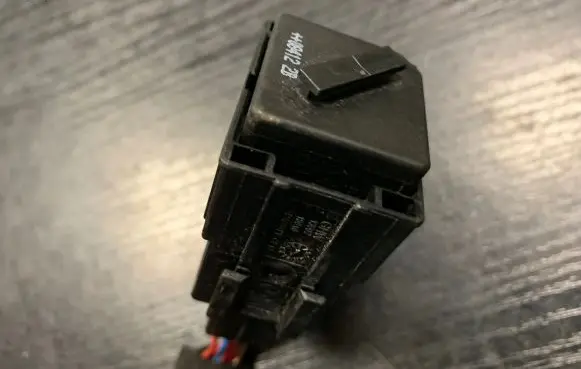 BMW 1 E81 E87 Other relay 6939890