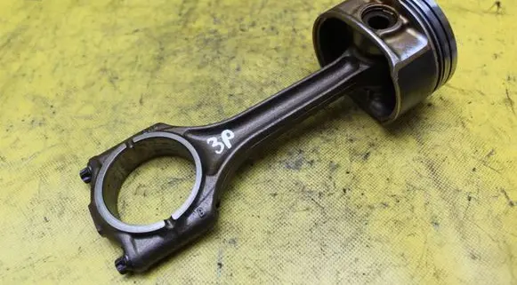 Audi A6 S6 C5 4B Piston with connecting rod