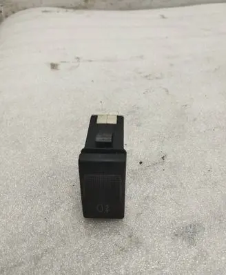 Fog light switch