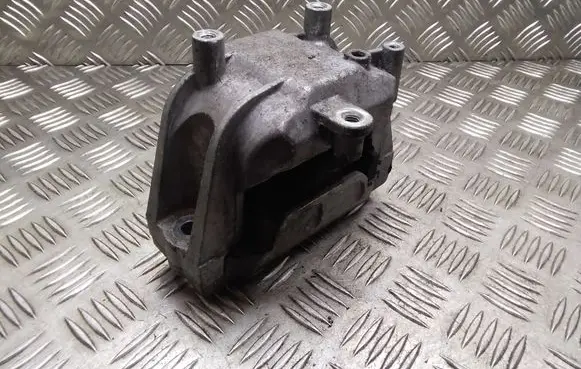 Skoda Yeti (5L) Engine mount bracket 1K0199262CN