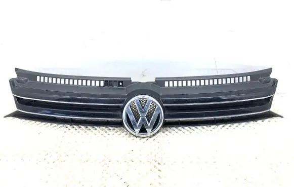 Volkswagen Golf Plus Front grill 5M0853653L