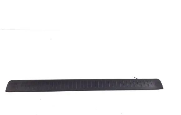 Front sill trim cover