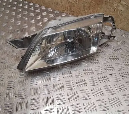 Mazda Premacy Headlight/headlamp