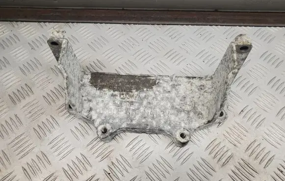 Dodge RAM 1500 DS Engine mounting bracket 53021491AA