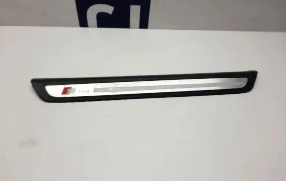 Audi Q5 SQ5 Front sill trim cover 8R0853374A 8R0853374C 8R0853374D
