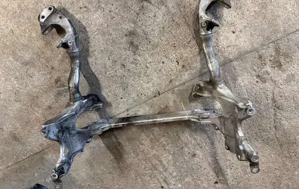 Audi A5 8T 8F Front subframe 8T0399315H