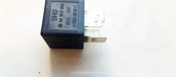 Audi A4 S4 B5 8D Other relay 443951253J