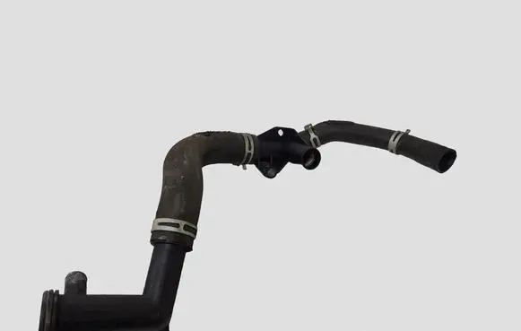 Volvo S60 Engine coolant pipe/hose