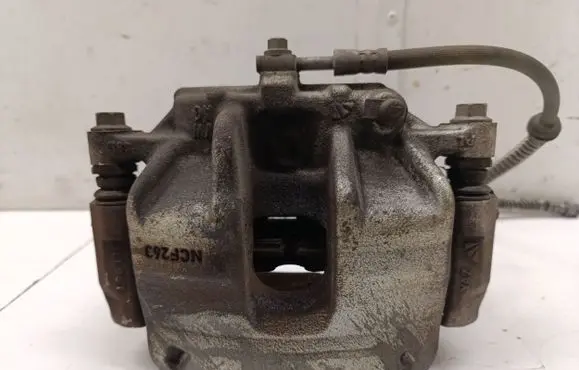 Volkswagen Multivan T7 Front brake caliper