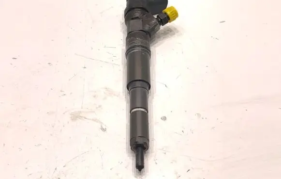 BMW 5 E60 E61 Fuel injectors set 7794652