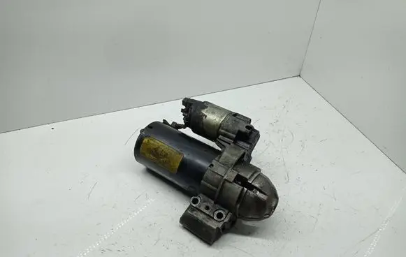 BMW 7 F01 F02 F03 F04 Starter motor 7801203 0001115069